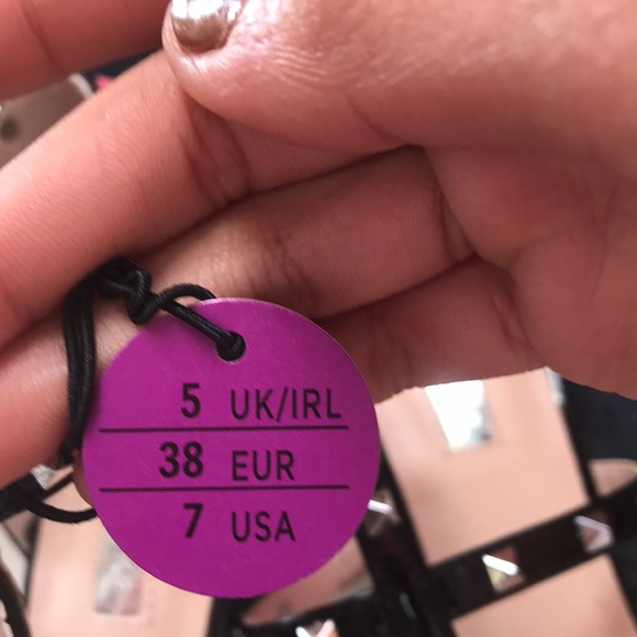 Gorgeous black heels - Picture 6 of 6